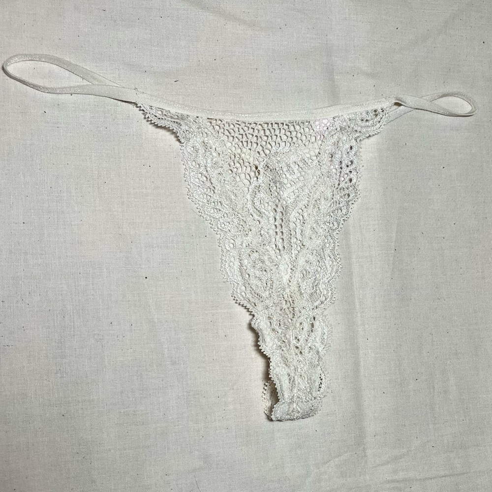 Vintage Victoria’s Secret Very Sexy Delicate White Lace Thong